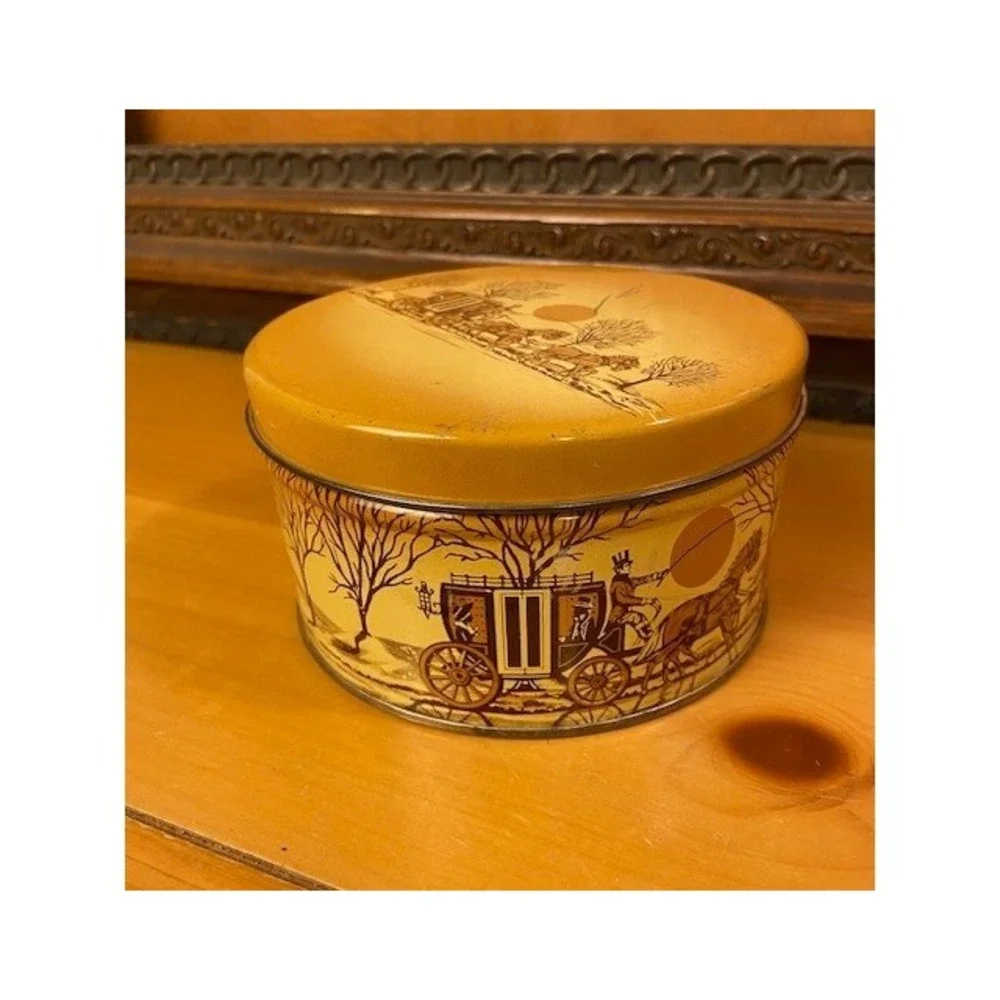 Vintage E Cherry Sons & Co Cashew Butter Crunch Tin Stagecoach Philadelphia